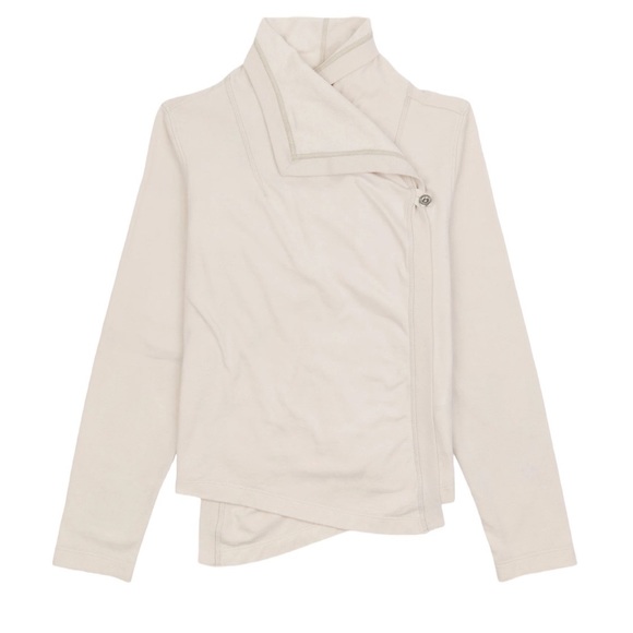 Patagonia Tops - PATAGONIA Ahnya by the Sea Wrap Bleached Stone Size XS